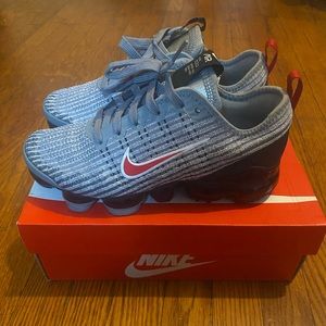 Grey, red and black vapormaxes size 4.5 kids (grade school)
